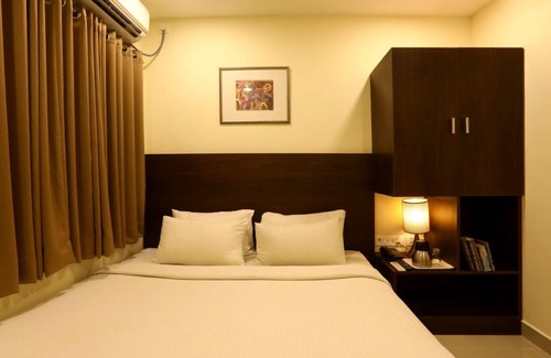 Anna Nagar Hotel | Blu Ivy Serene Serviced Apartments