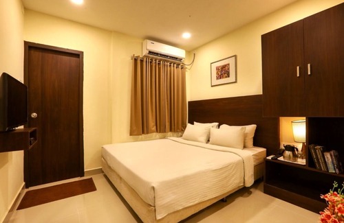 Anna Nagar Hotel | Blu Ivy Serene Serviced Apartments