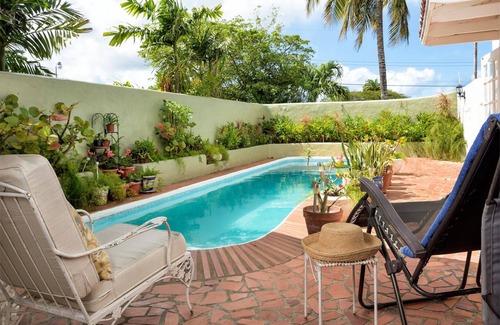 Warners Apartment | BLUE AGAVE is located in a quiet, upscale neighborhood.