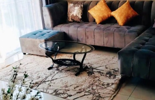 Harare House | Blue Amber Suite Harare