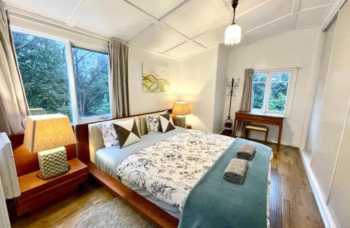 Olinda House | Blue and white house