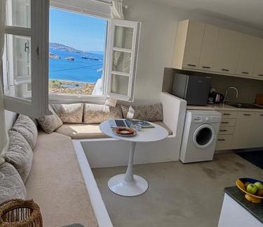 Houlakia Apartment | Blue and white Mykonos