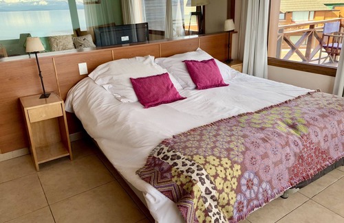Dina Huapi Resort | BLUE APARTS Bariloche Loft Crystal Suite