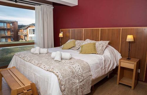 Dina Huapi Hotel | BLUE APARTS - Lagoon Superior