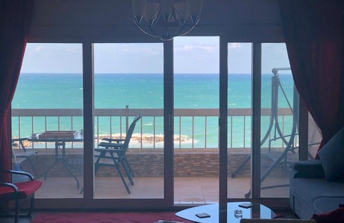 Sidi Jabir Apartment | Blue Bay Beach-Families only