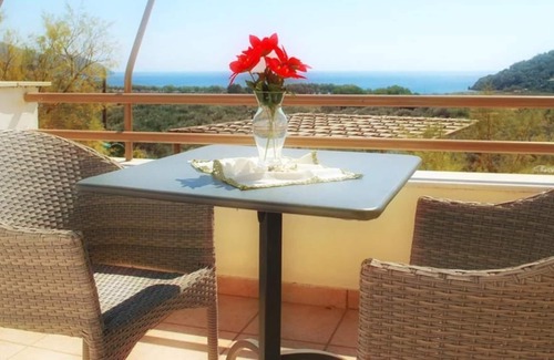 Charamida Hotel | Blue Bay Hotel
