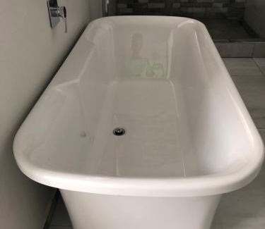 Redhill Bed & Breakfast | Blue Bay Studio Bayview