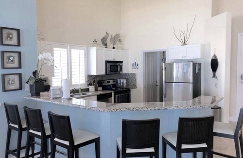 Alice Town House | Blue Beach Front Home at Resort World
