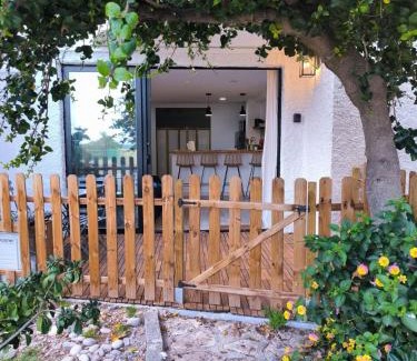 Villajoyosa Apartment | Blue beach studio La Caleta