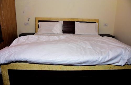 Bhowali House | Blue bell cabins