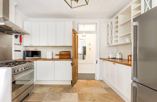 Berry House | Blue Belle Cottage, Berry