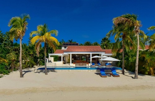 Long Island Villa | Blue Belle - Stunning 3 bedroom private villa in Jumby Bay