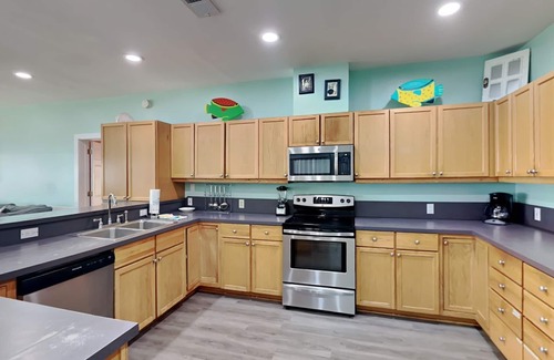 Toilla Segunda House | Blue Breeze | Stunning Water Views + Near Area Fun!