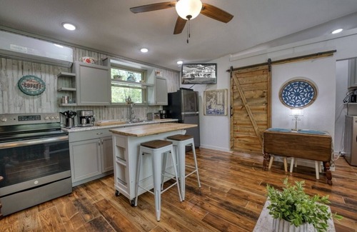 Hot Springs House | Blue Bungalow Lake Hamilton!