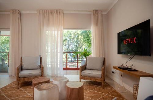 Wolmar Apartment | Blue Coral Beachfront Penthouse