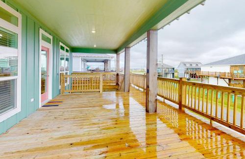 Crystal Beach House | Blue Crab Cabana