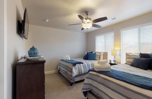 Sienna Hills House | Blue Cruiser Casita-Vacation Retreat!