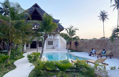 Watamu Villa | Blue Diamond Villa Watamu: Double Room with Patio