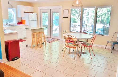 Sawyer Cottage | Blue Door Cottage steps from Warren Dunes State Park in charming Harbor Country