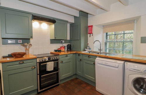 Kirkcudbright Cottage | BLUE DOOR - KIRKCUDBRIGHT, pet friendly in Kirkcudbright
