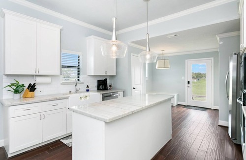 Fredericksburg House | Blue Eyes | 2/2, Pool, Pet Friendly w/fee, Full Kitchen, Washer/Dryer,Pool & Heated Spa