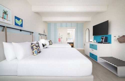 New Town House | Blue Flamingo Resort Key West | 2 Relaxing Ocean View Rooms for Your Stay