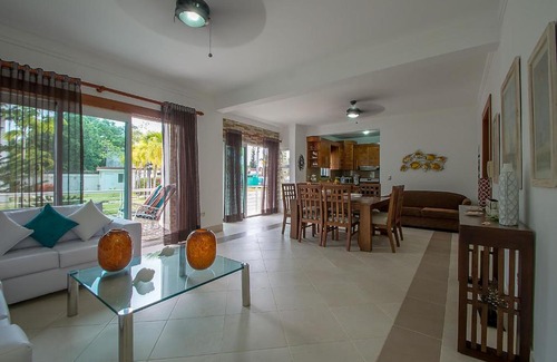 Los Cerros Apartment | Blue Garden