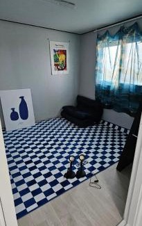 Cheongpa-dong Apartment | Blue gate 2023