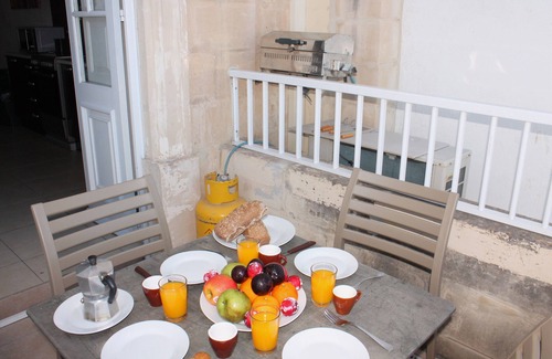 St. Paul's Bay Apartment | Blue Harbour 1 – Seafront Holiday 2-bedroom Apartment with terrace St Paul’s Bay
