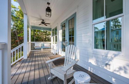 Lakeside at Blue Mountain Beach House | Blue Harmony