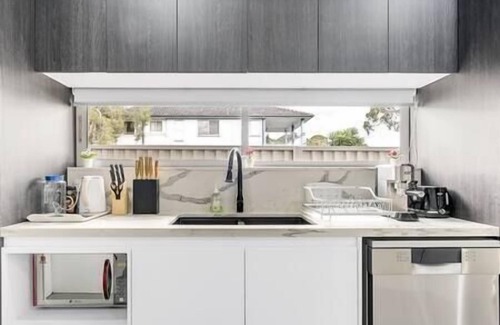 Beverly Hills Villa | Blue Haven Retreat - Beverly Hills 208