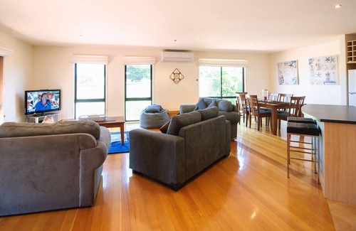 Cape Woolamai House | Blue Haven - sleeps 7