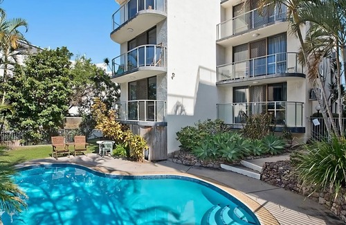 Caloundra Apartment | Blue Horizon 5/7 Latona Ave, Bulcock Beach