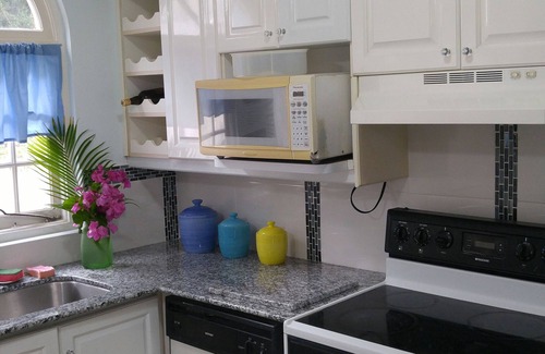 Ocho Rios Condo | Blue Horizons - Deluxe 2 bdrm penthouse w/stunning ocean views from all rooms-