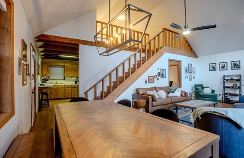 Blairsville Cabin | "Blue Jay": Mountain View Cabin! 5mi to Town
