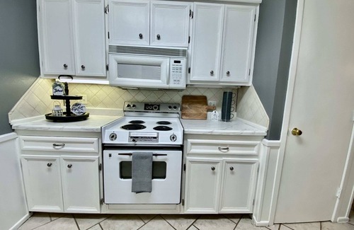 Lubbock House | Blue Jay's Magnolia - 3BR 2BA - Family Friendly