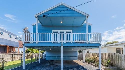 Sunderland Bay House | Blue Jetty Beach House in Sunderland Bay