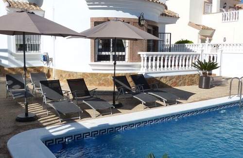 Santiago de la Ribera Villa | BLUE LAGOON VILLA, MODERN, PRIVATE HEATED POOL,10MIN WALK BEACH, WIFI,ENGLISH TV
