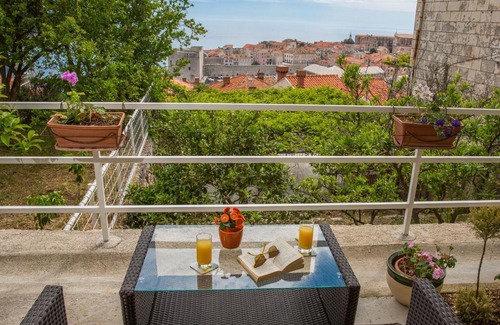 Ploce House | Blue Lagune