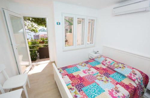 Ploce House | Blue Lagune