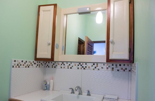 Whitehouse House | Blue Lotus Villa