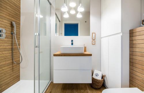 Rowy Apartment | BLUE MARINE APARTAMENT 19 z Tarasem i widokiem na morze przy plaży