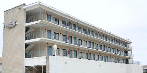 Northeast Virginia Beach Hotel | Blue Marlin Motel