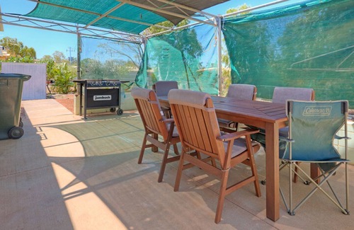 Exmouth House | Blue Moon - Family friendly, comfy home.