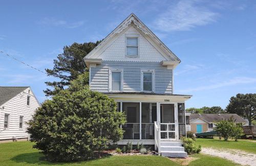 Deep Hole House | Blue Moon - Pet friendly and great location!