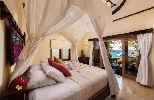 Amed Resort | Blue Moon Villas Resort