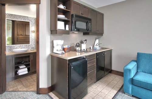 The Blue Mountains Hotel | Blue Mountain Resort Mosaic Suites