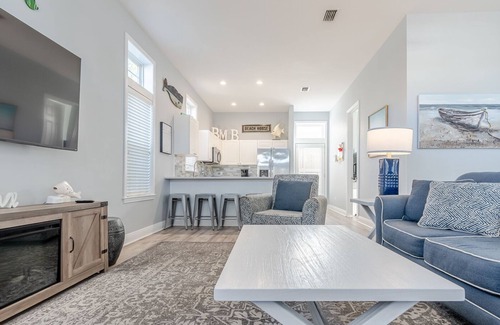 Santa Rosa Beach House | Blue Mountain Beach/Pool Access/sleeps 12