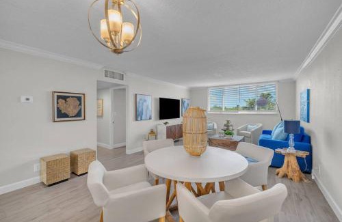 Boca Raton House | Blue Oasis 2BR Condo by the Beach