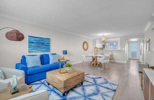 Boca Raton House | Blue Oasis 2BR Condo by the Beach